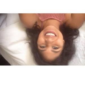 Meet your Posher, Yesenia